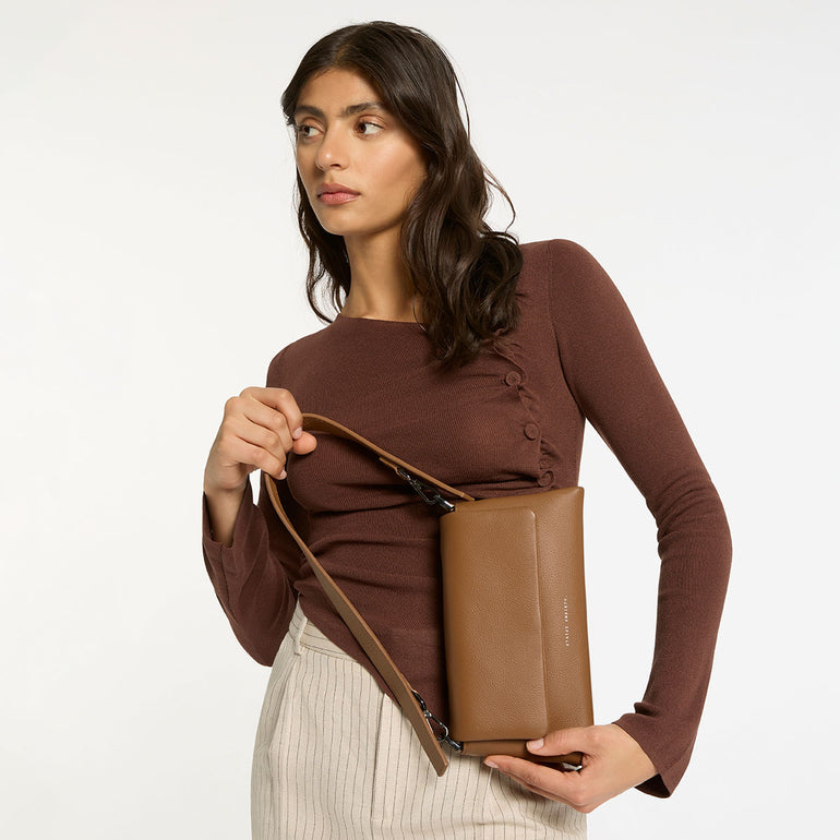 Status Anxiety Zenith Women’s Leather Bag Camel